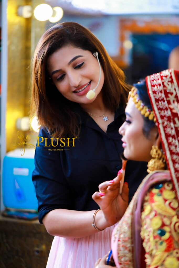 Top and Best Makeup artist in India Santhoshi Srikar